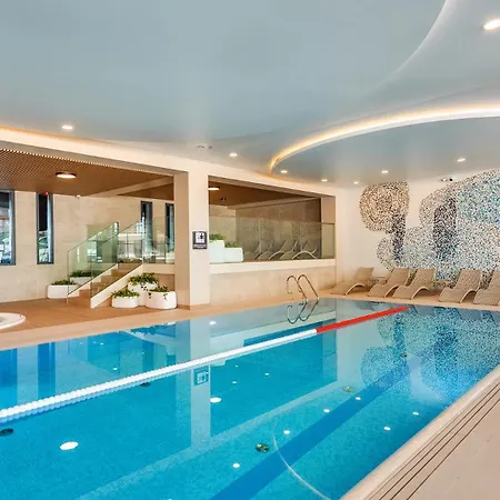 B014 White Moon - Basen Bawialnia Fitnes Parking W Cenie Polanki Aqua -